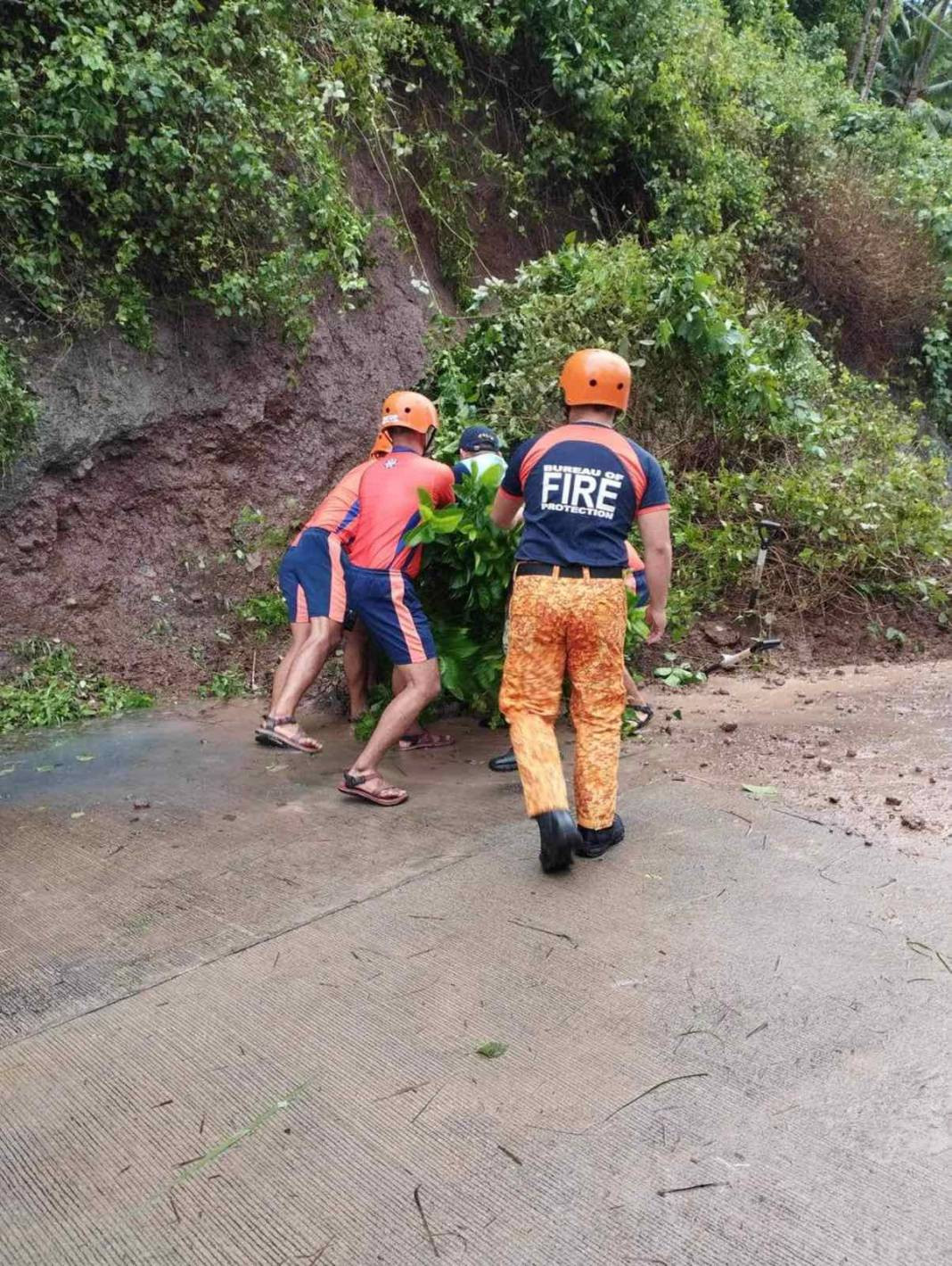Filipinler’i önce fırtına sonra tayfun vurdu: Can kaybı 145’e yükseldi - Resim: 5